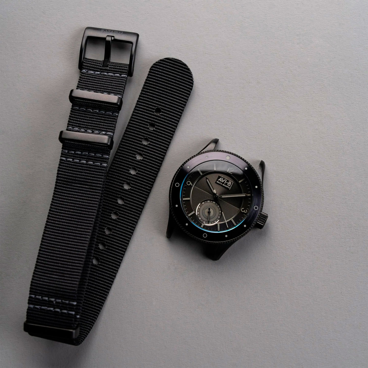 AVI-8 AV-4112-05