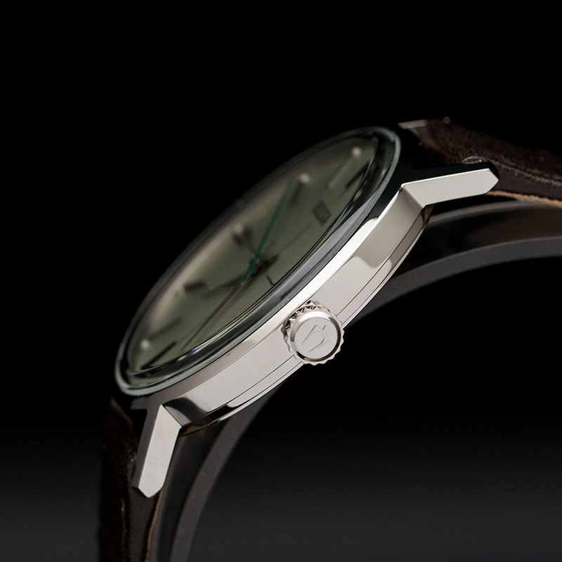 Bulova 96B242