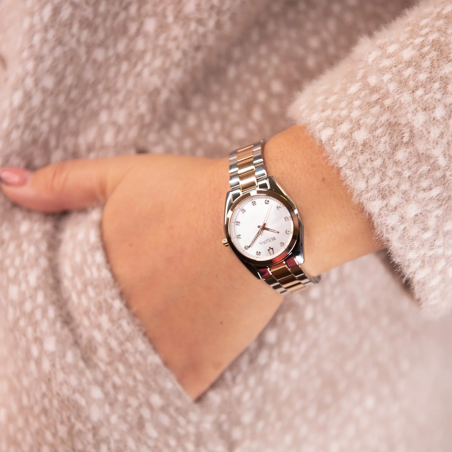 Bulova 98P207