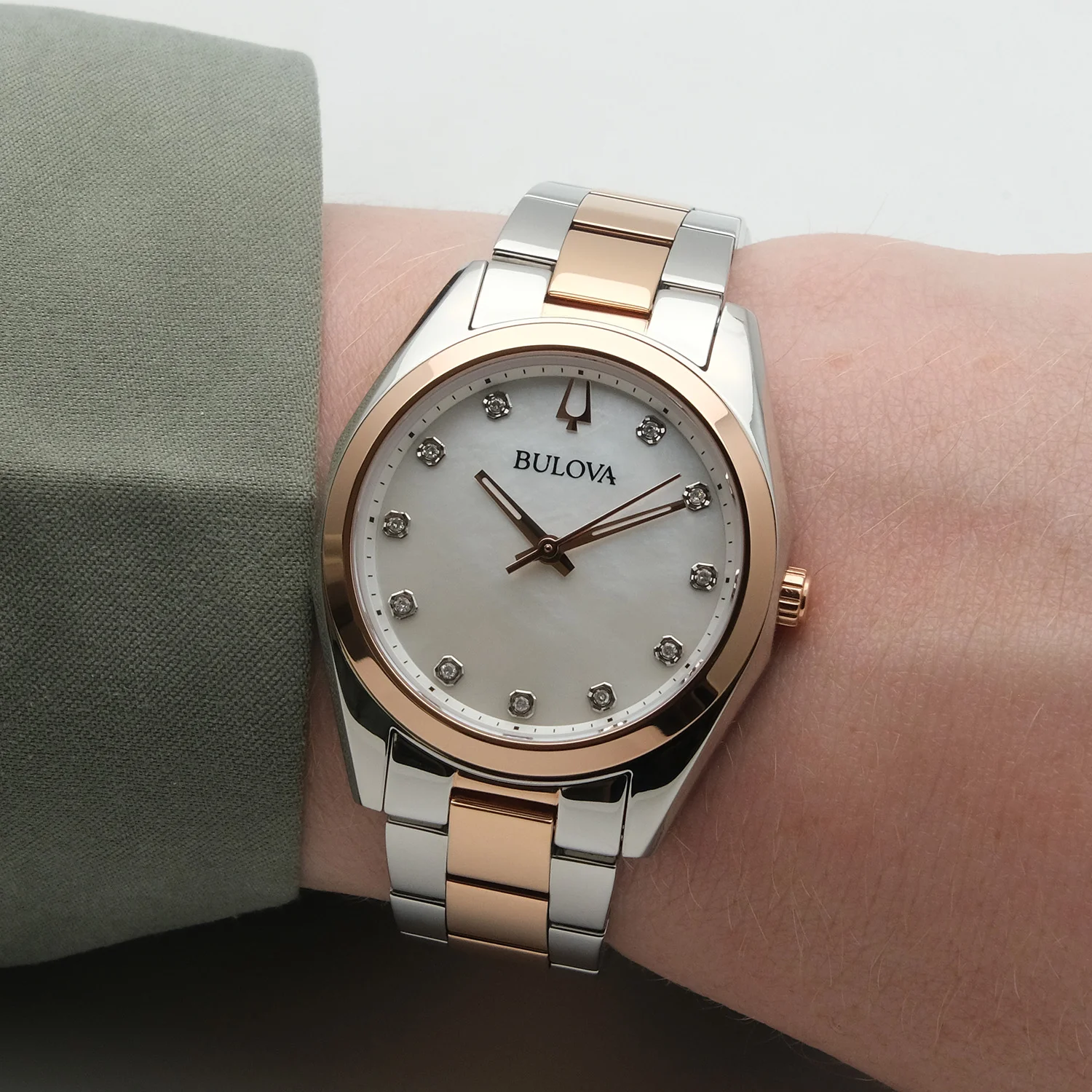 Bulova 98P207