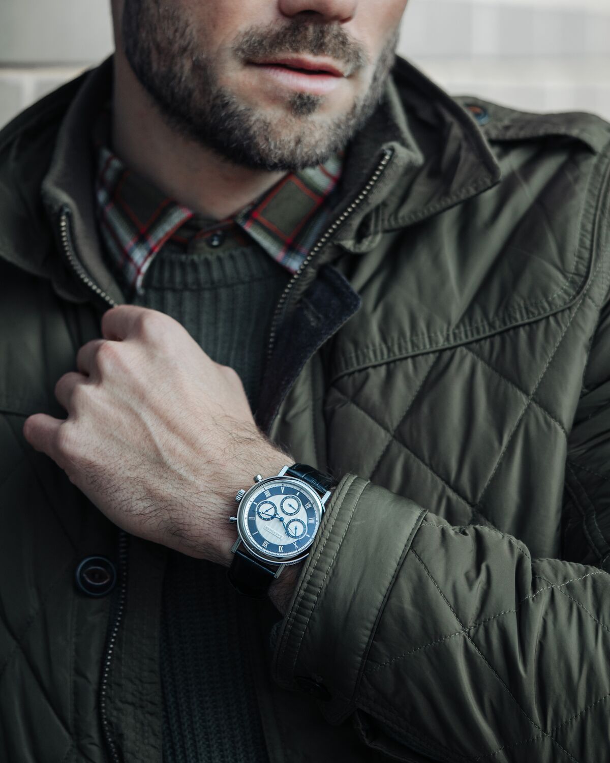 Earnshaw ES-8103-01