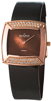 Вся коллекция Leather Titanium