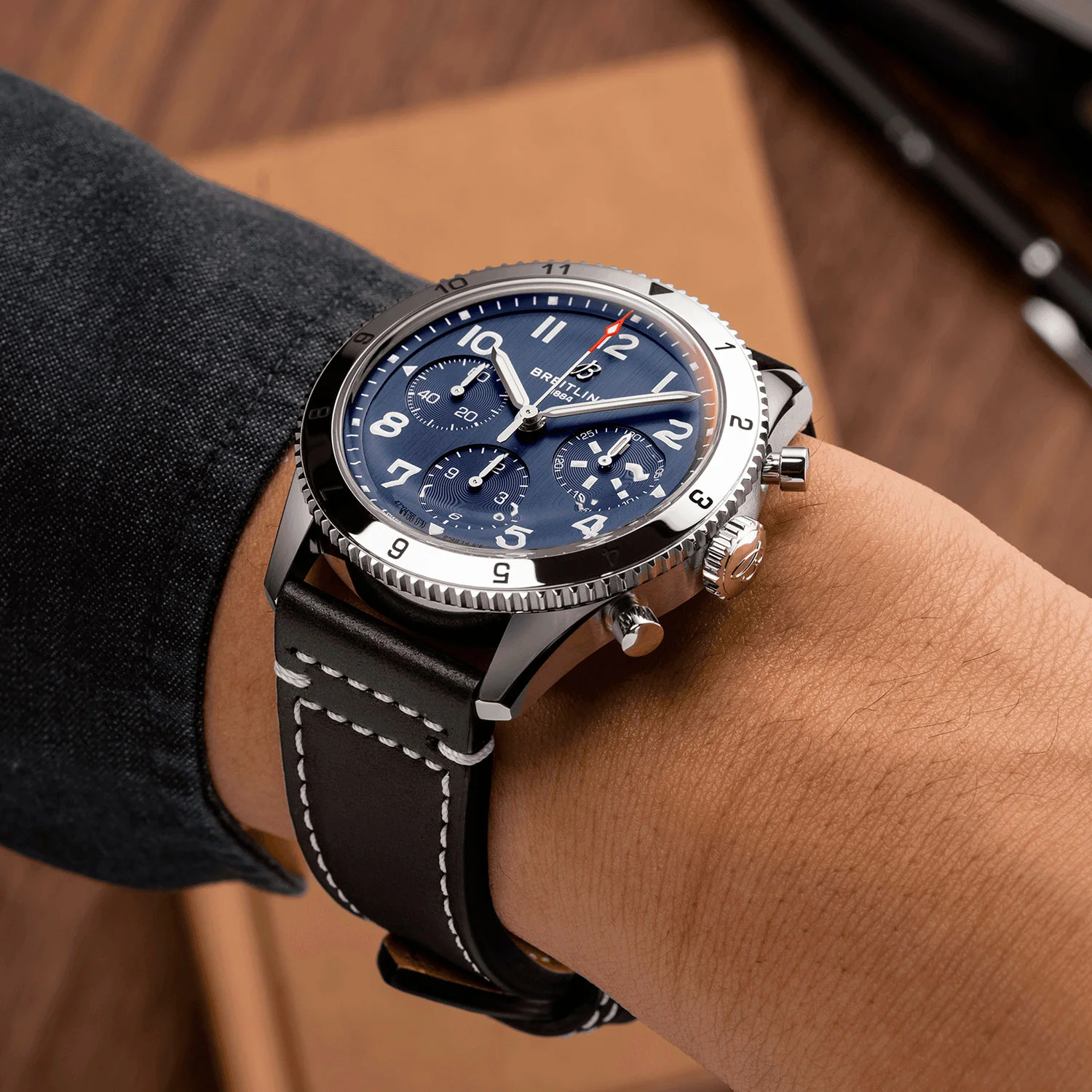 breitling A233801A1C1X1