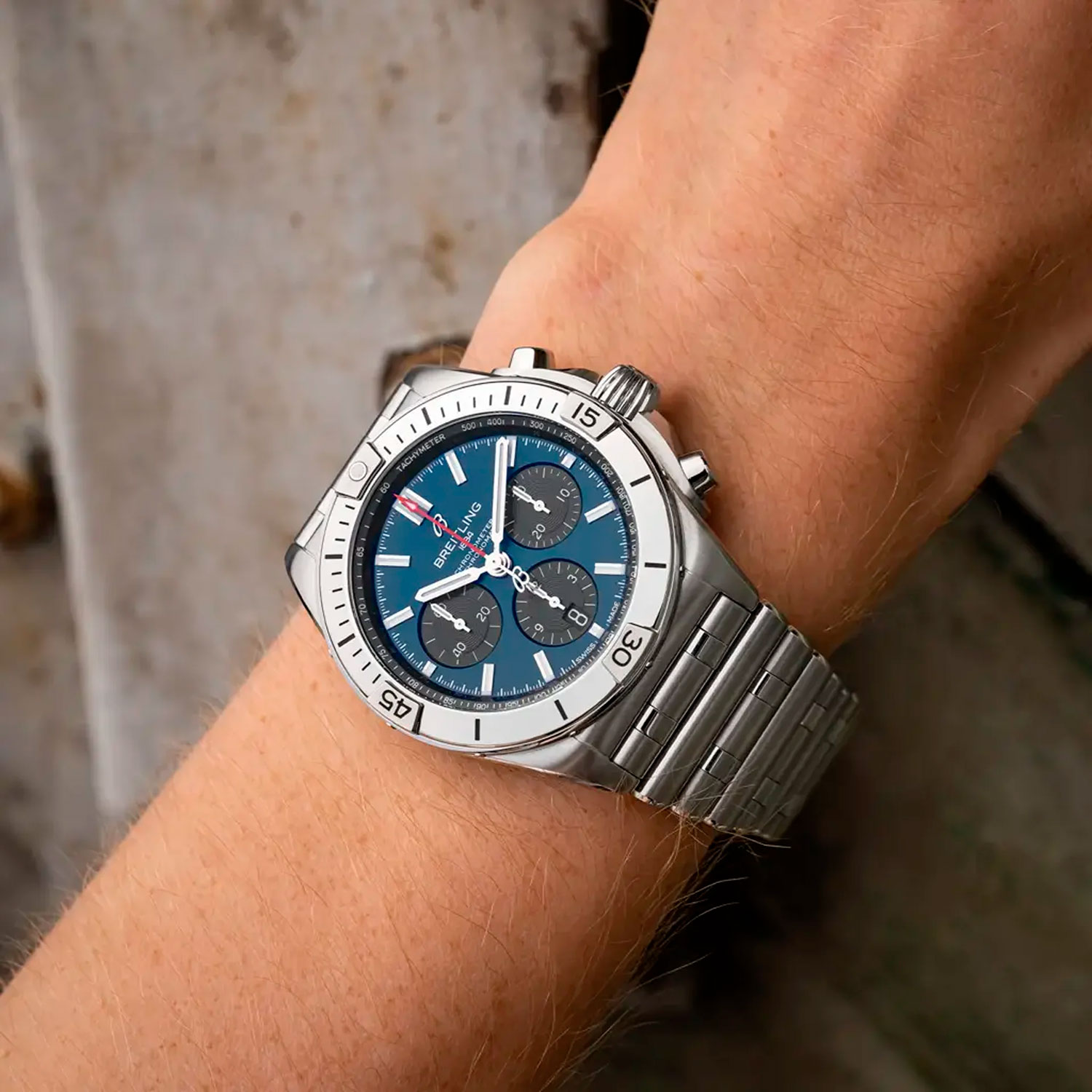 breitling AB0134101C1A1