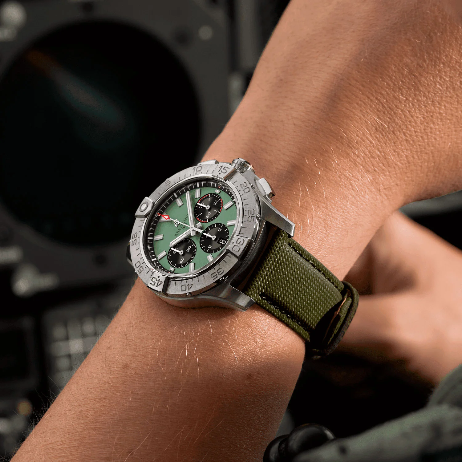 breitling AB0147101L1X1