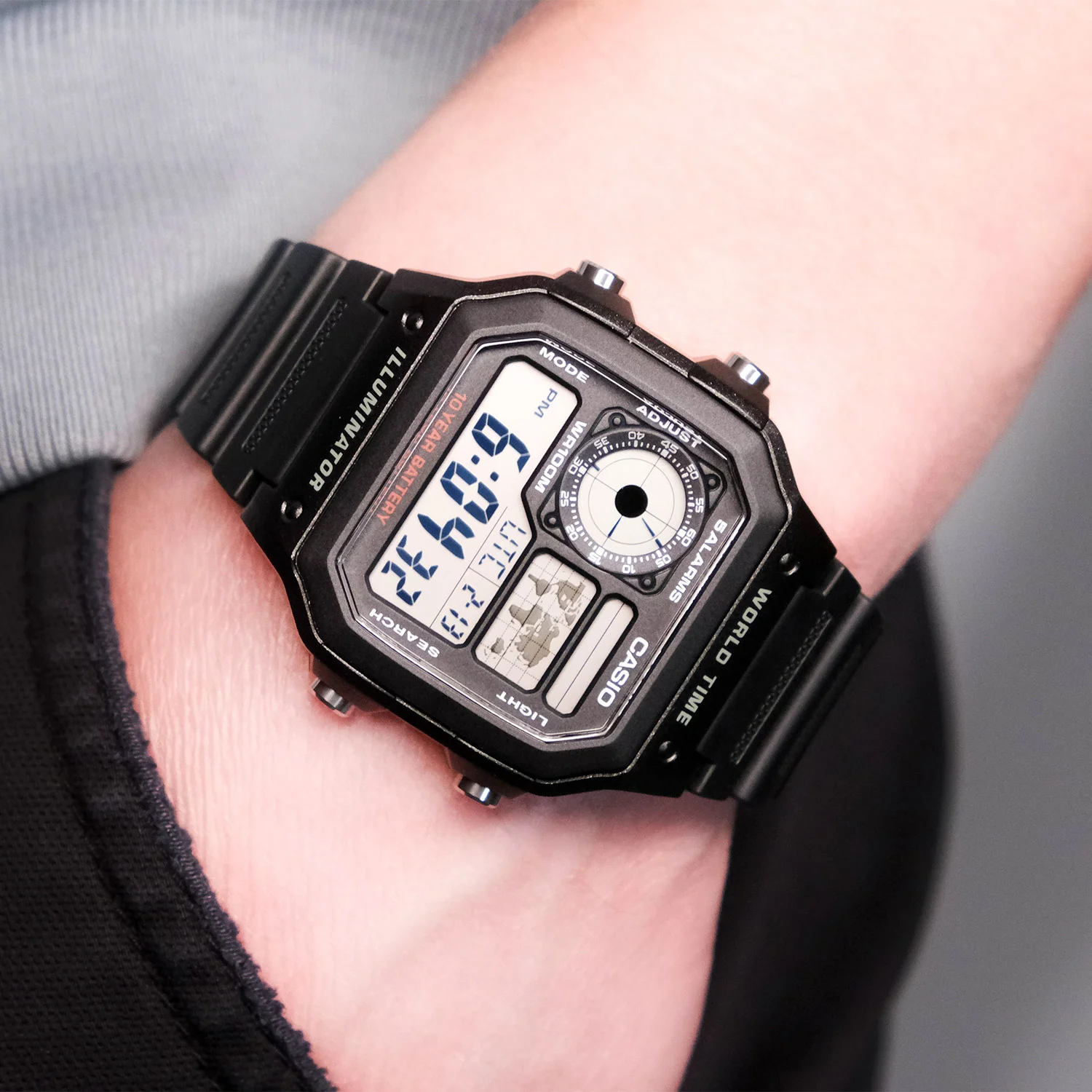casio AE-1200WH-1A