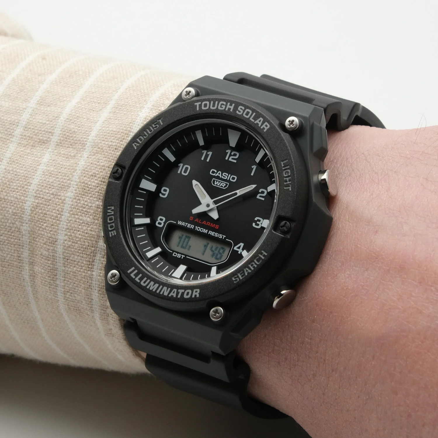 casio AQ-S820W-1A