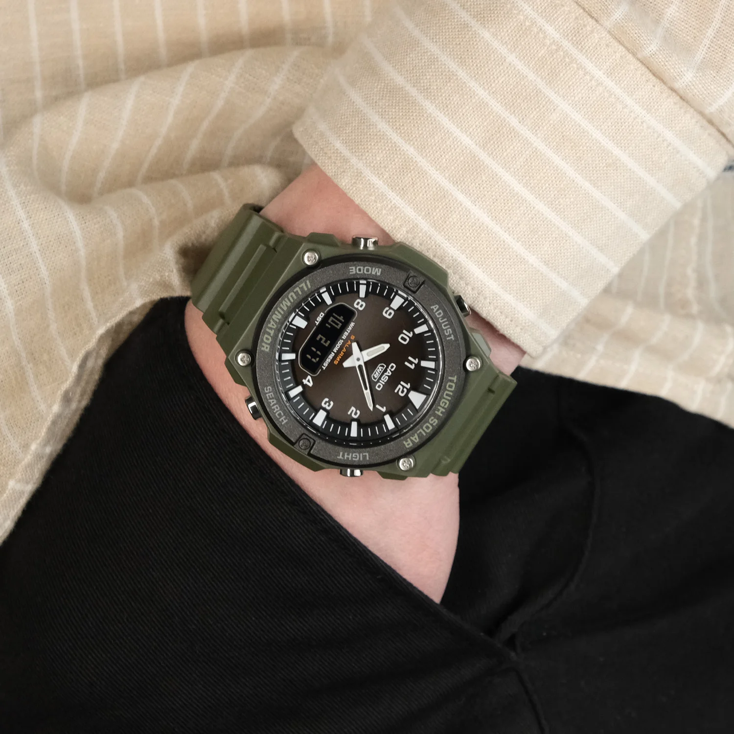 casio AQ-S820W-3B