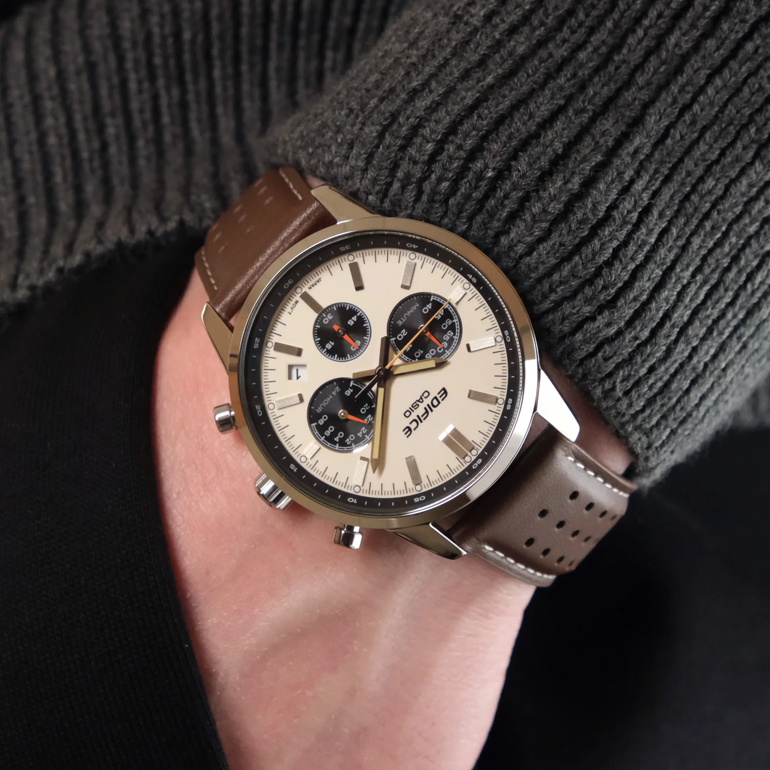 casio EFR-575L-7A