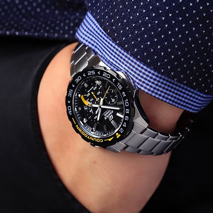 casio EFS-S550DB-1AVUEF