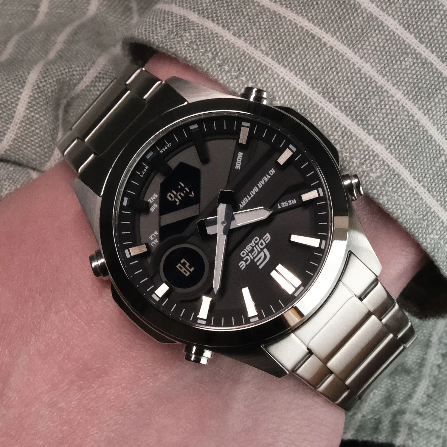 casio EFV-C120D-1A