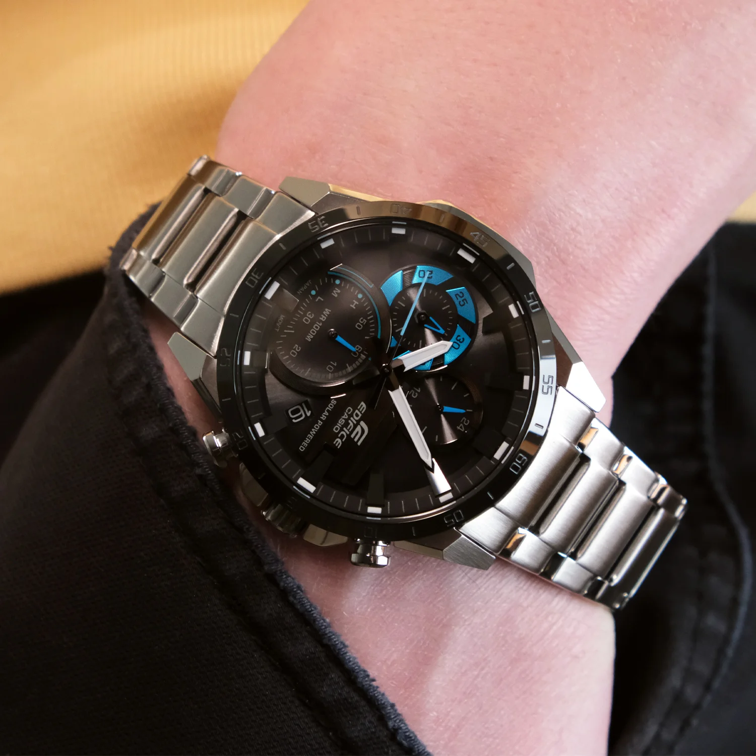 casio EQS-940DB-1B