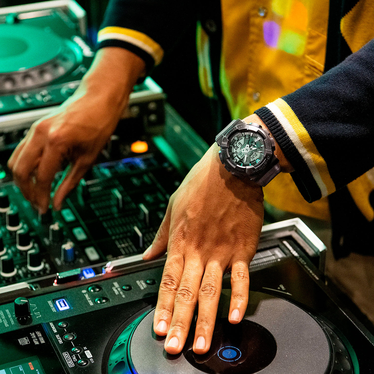 casio GM-110MF-1A