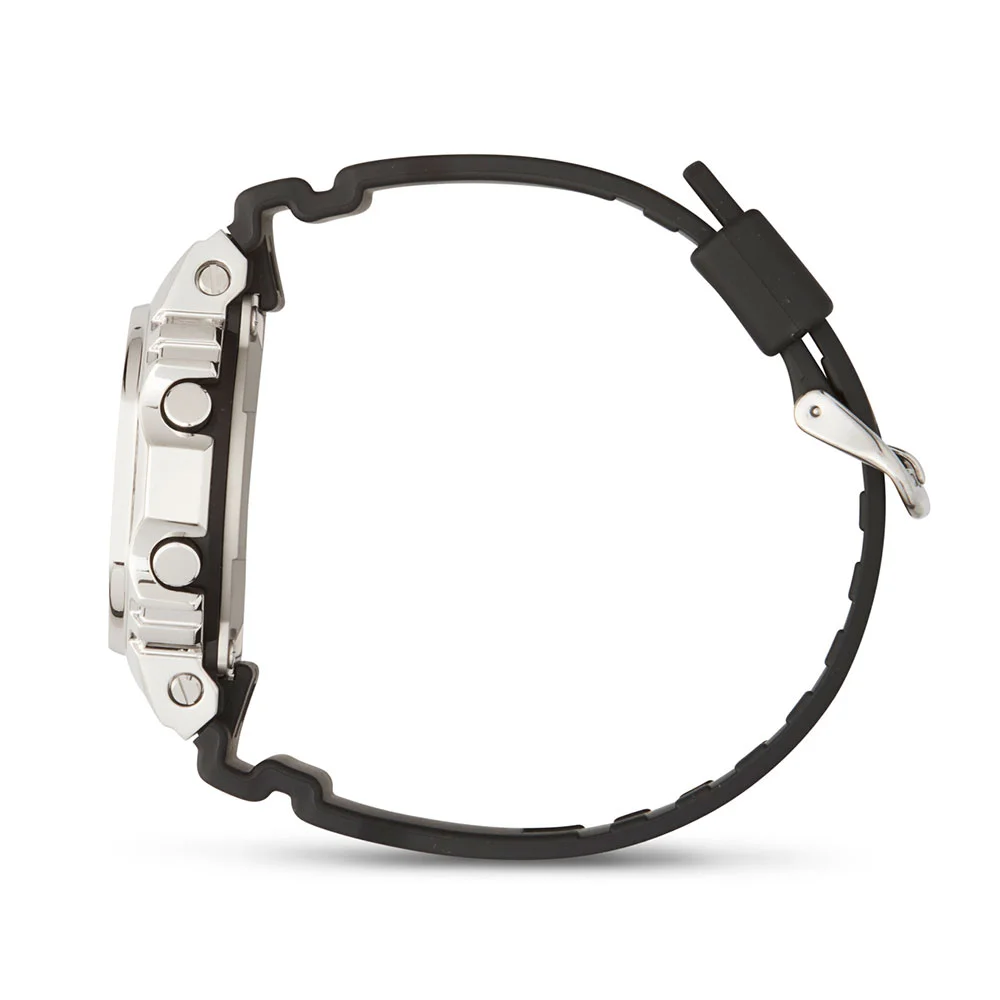 casio GM-5600U-1