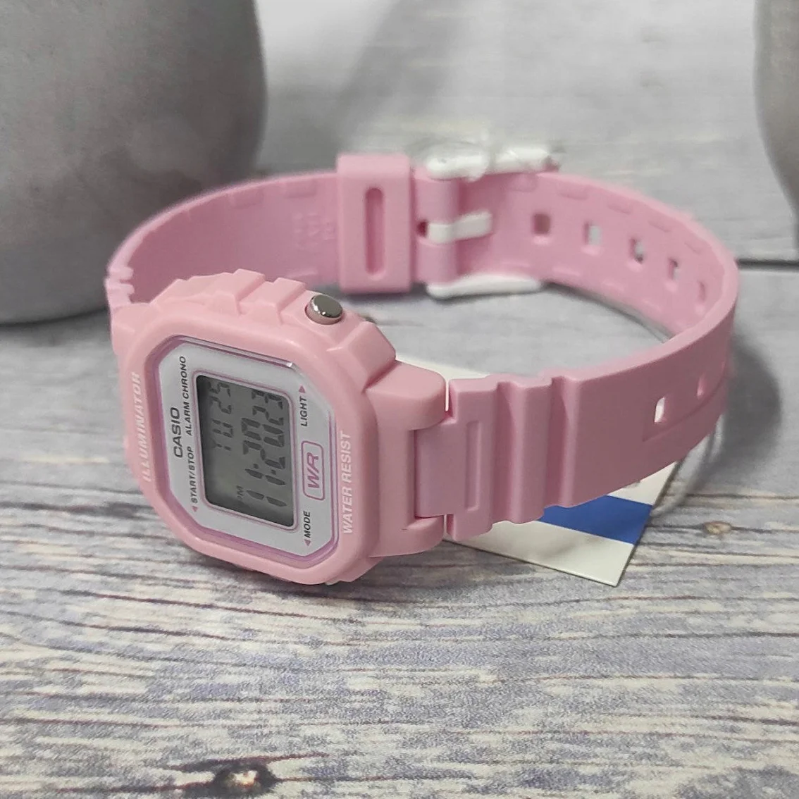 casio LA-20WH-4A1