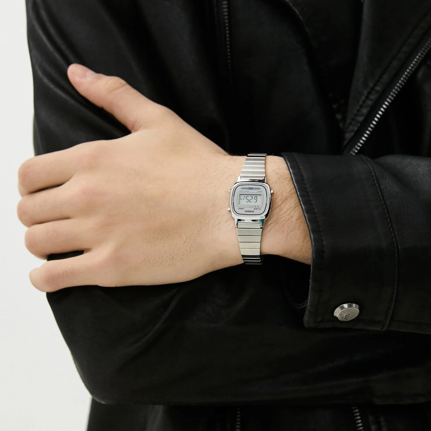 casio LA670WEA-7E