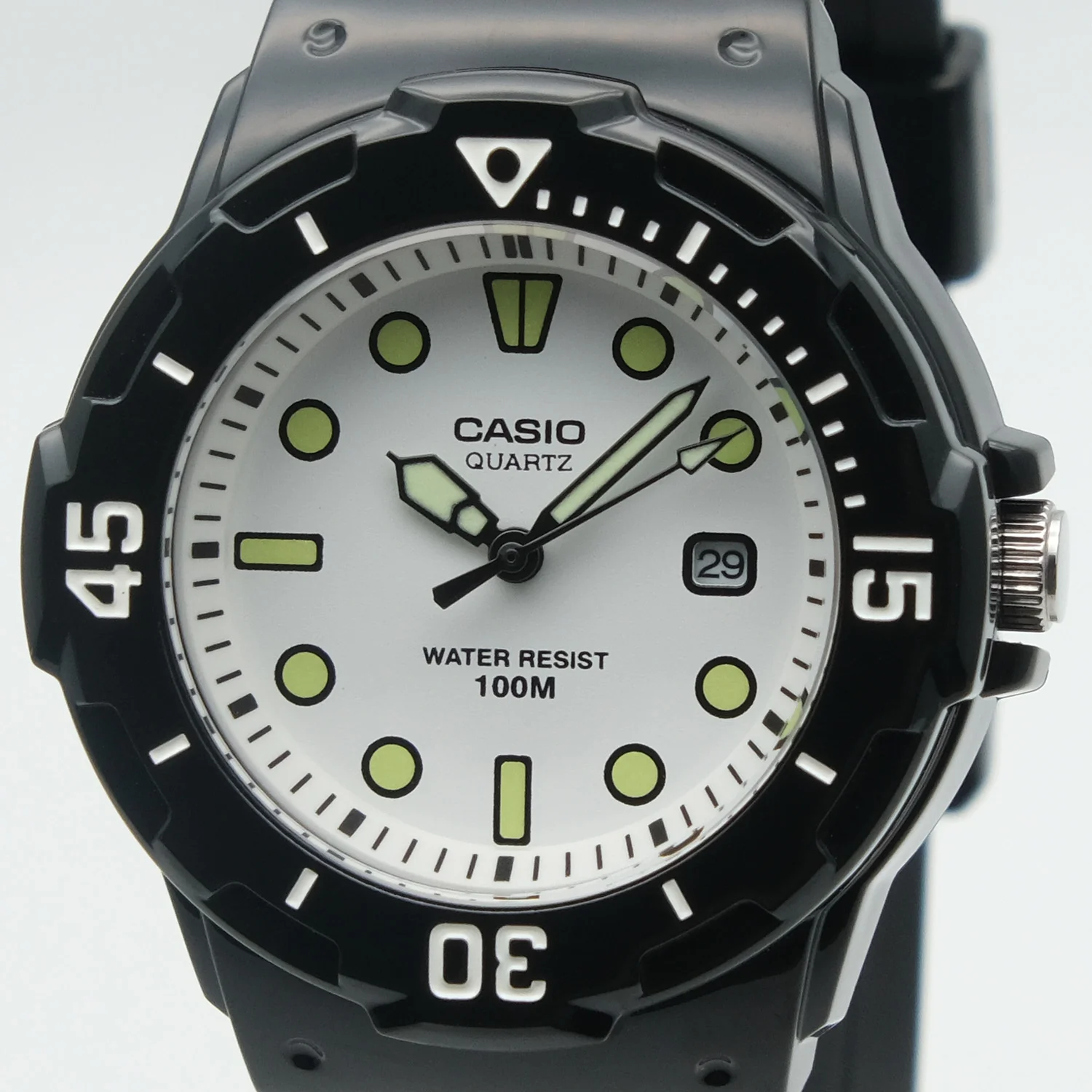 casio LRW-200H-7E1