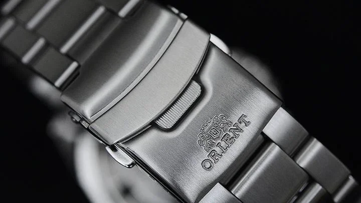 orient EM75004B