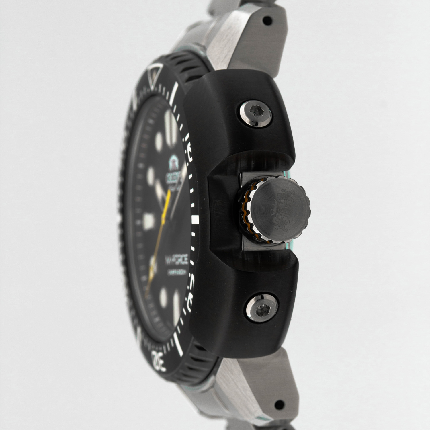 orient RA-AC0L01B