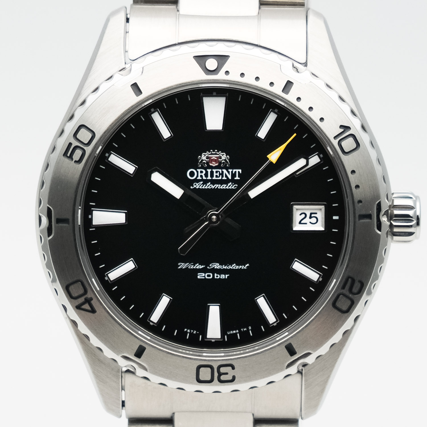 orient RA-AC0Q01B10B