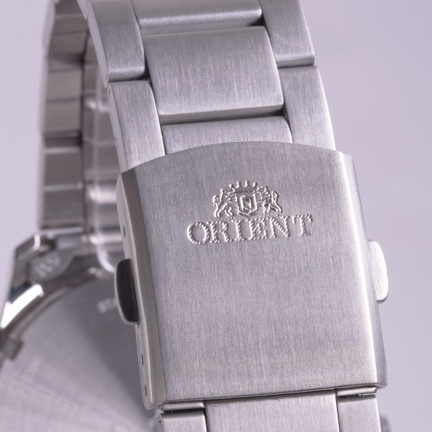 orient UNG2001D