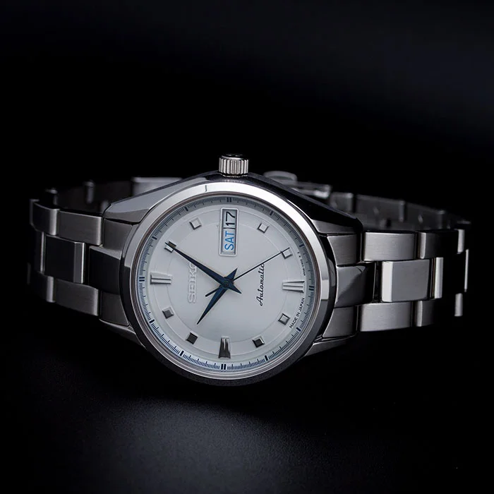 seiko SRP899J1
